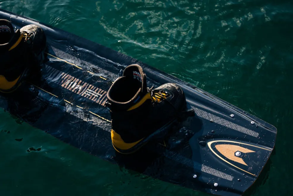 Liquid Force 2025 Ethos Wakeboard | Vertex 6x Boots