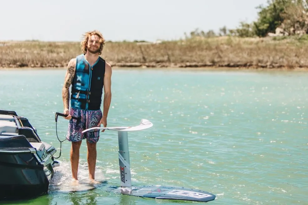 Ronix 727 Foil Board | Beginner Shift Mast Foil Package 2026