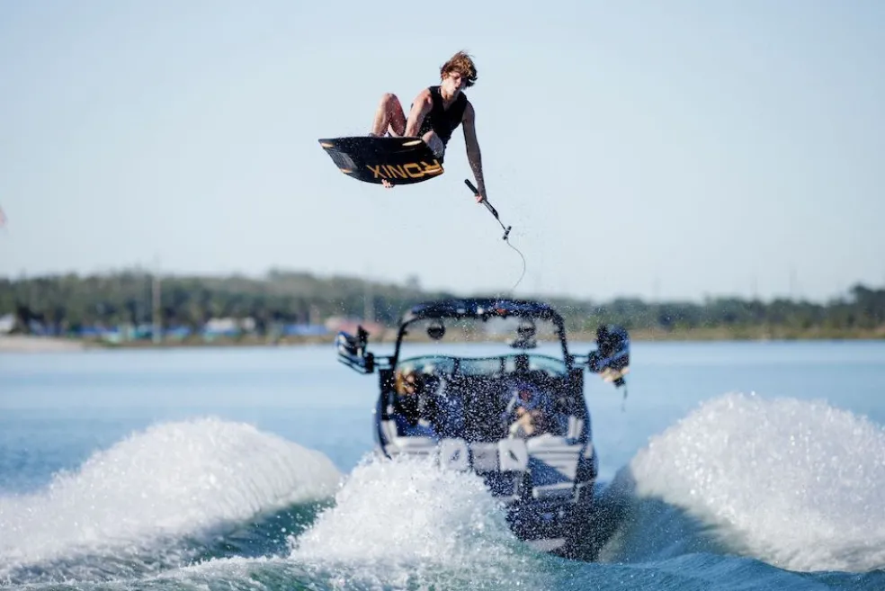 Ronix 2025 One Blackout Wakeboard